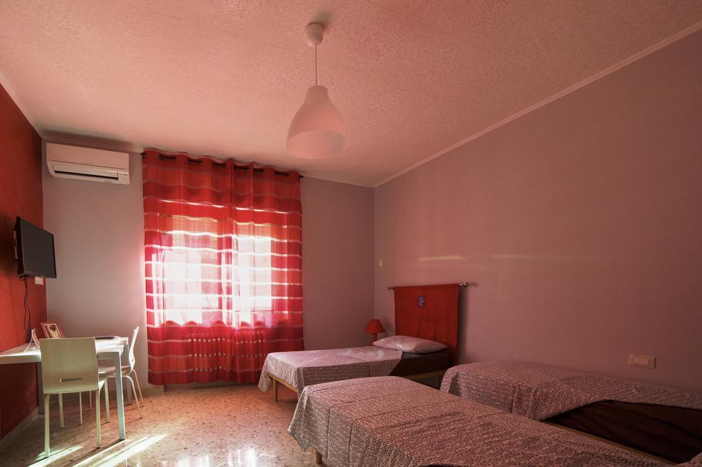 Villa Elena Montesilvano Marina Værelse billede